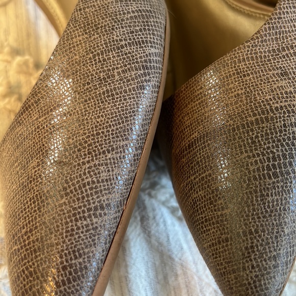 Size 8 heels - Picture 6 of 7